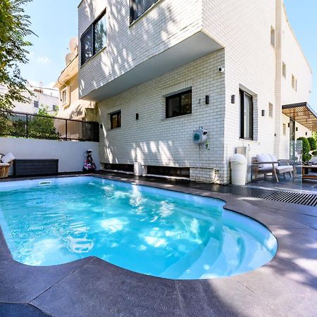Rokah Luxury Villa At Ramat Hahayal Tel Aviv Exterior photo