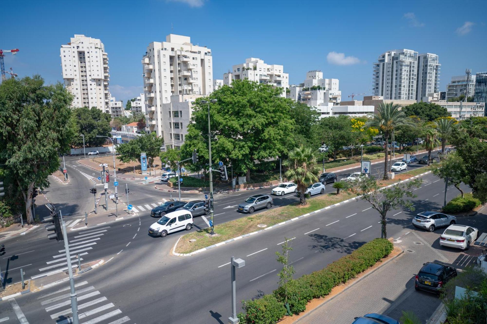 Rokah Luxury Villa At Ramat Hahayal Tel Aviv Exterior photo