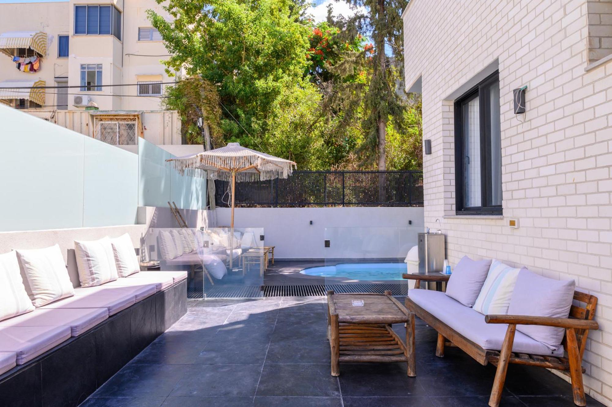 Rokah Luxury Villa At Ramat Hahayal Tel Aviv Exterior photo
