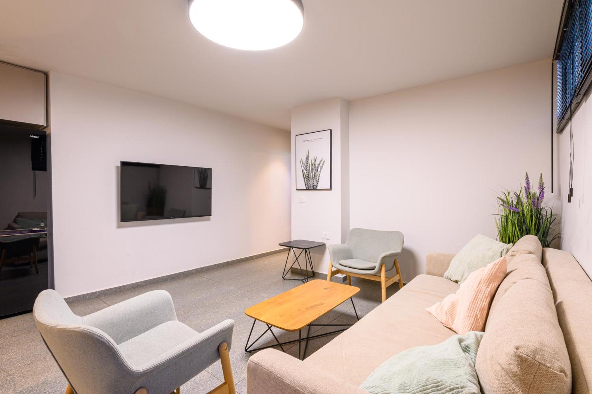 Rokah Luxury Villa At Ramat Hahayal Tel Aviv Room photo
